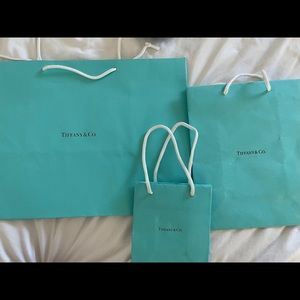 Tiffany & co shopping bags
